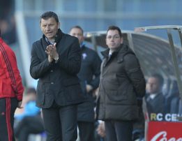 Djukic: "El Mallorca aprovecha muy bien los contraataques" Djukic: "El Mallorca aprovecha muy bien los contraataques"