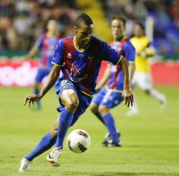 Valdo se convierte en el primer refuerzo invernal del Levante Valdo se convierte en el primer refuerzo invernal del Levante