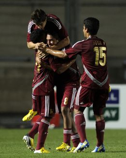 Venezuela derrotó a Ecuador en su debut en el torneo Venezuela derrotó a Ecuador en su debut en el torneo