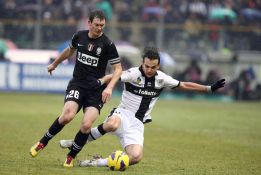La Juve no pasa del empate y el Lazio se le acerca a tres puntos La Juve no pasa del empate y el Lazio se le acerca a tres puntos