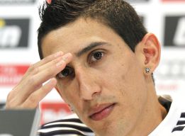 Di María: "Los árbitros cometen fallos que no son por error" Di María: "Los árbitros cometen fallos que no son por error"
