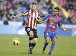 "Vivíamos casi en la gloria y ahora peleamos en el barro" "Vivíamos casi en la gloria y ahora peleamos en el barro"