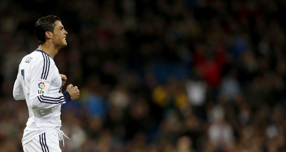 El Bernabéu aclamó a Cristiano al ver que no encontraba puerta