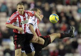 Sunderland y West Bromwich se caen de la Copa en el "replay" Sunderland y West Bromwich se caen de la Copa en el "replay"