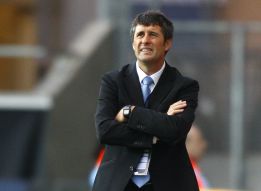 López Caro sustituye a Rijkaard en la selección de Arabia Saudí López Caro sustituye a Rijkaard en la selección de Arabia Saudí