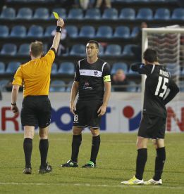 La UEFA castiga a Ballesteros La UEFA castiga a Ballesteros