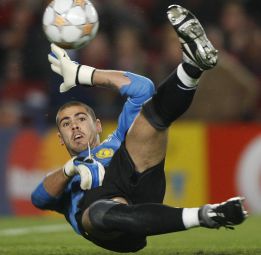 Victor Valdés dinamita el oasis y anuncia que no piensa renovar Victor Valdés dinamita el oasis y anuncia que no piensa renovar