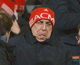 Gazzetta: Galliani viajará a Madrid el martes por Kaká Gazzetta: Galliani viajará a Madrid el martes por Kaká