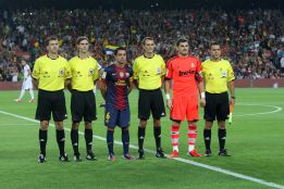 Clos Gómez arbitra la ida del Madrid-Barça: 21:00, Canal Plus Clos Gómez arbitra la ida del Madrid-Barça: 21:00, Canal Plus