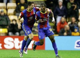 El Machester United ficha al extremo Wilfried Zaha El Machester United ficha al extremo Wilfried Zaha