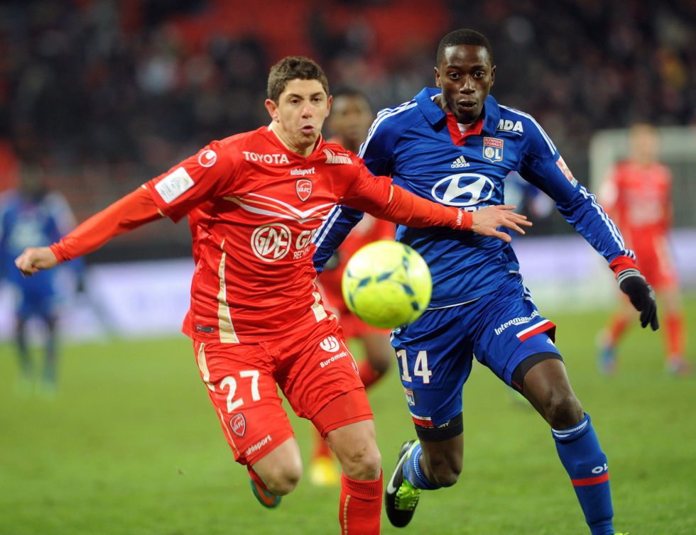 El Lyon recupera el liderato tras vencer al Valenciennes