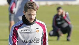 Gago colma la paciencia del club y se le busca una salida Gago colma la paciencia del club y se le busca una salida