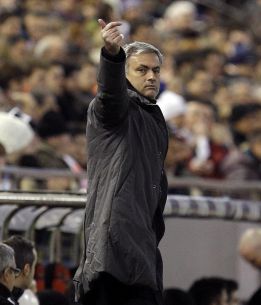 Mourinho: "El Milan podría ser la mejor solución para Kaká" Mourinho: "El Milan podría ser la mejor solución para Kaká"