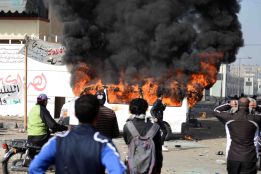 Los disturbios en Port Said dejan 30 muertos y más de 300 heridos Los disturbios en Port Said dejan 30 muertos y más de 300 heridos