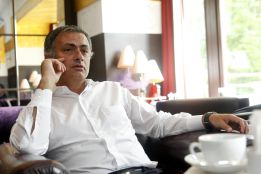 Mou: "Ganaré otra Champions, no sé si este año y en el Madrid" Mou: "Ganaré otra Champions, no sé si este año y en el Madrid"