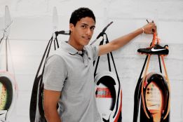 Varane: "La Prensa es dura con Mou; nosotros estamos con él" Varane: "La Prensa es dura con Mou; nosotros estamos con él"