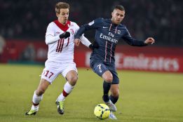 El París Saint Germain conserva el liderato tras ganar al Lille El París Saint Germain conserva el liderato tras ganar al Lille