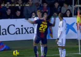 La roja a Alex en el 56’ cambió por completo el ‘miniclásico’ La roja a Alex en el 56’ cambió por completo el ‘miniclásico’