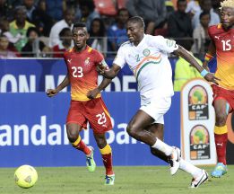 Ghana se clasifica para cuartos goleando y Mali le acompaña Ghana se clasifica para cuartos goleando y Mali le acompaña