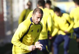 Pandiani se va del Villarreal y ficha por el Atlético Baleares Pandiani se va del Villarreal y ficha por el Atlético Baleares