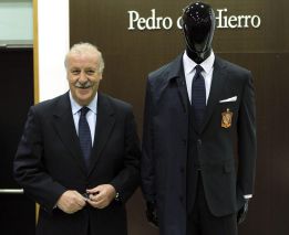 Del Bosque: "Alguna novedad habrá contra Uruguay" Del Bosque: "Alguna novedad habrá contra Uruguay"