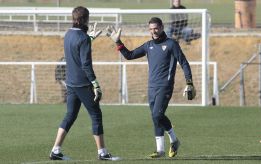 Palop sigue entrenado al margen, pero llegará al partido Palop sigue entrenado al margen, pero llegará al partido
