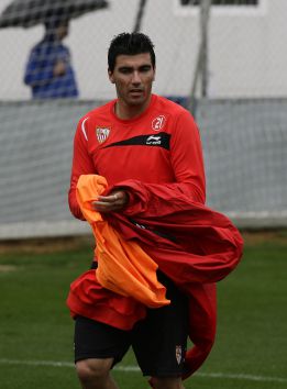 Reyes: "Lo importante es traernos la eliminatoria resuelta" Reyes: "Lo importante es traernos la eliminatoria resuelta"