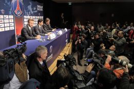 "Bonjour": el PSG presenta a lo grande a David Beckham "Bonjour": el PSG presenta a lo grande a David Beckham