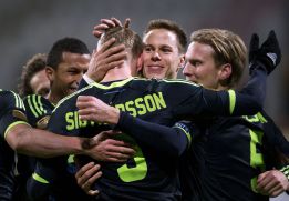 El Ajax accede a semifinales de Copa tras golear al Vitesse El Ajax accede a semifinales de Copa tras golear al Vitesse