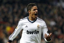 Raphael Varane: "No tenía miedo de jugar ante el Barcelona" Raphael Varane: "No tenía miedo de jugar ante el Barcelona"