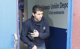 El Elche incorpora a Ángel en un mercado sin ningún traspaso El Elche incorpora a Ángel en un mercado sin ningún traspaso