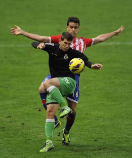 El Racing pone en evidencia a un Sporting en decadencia El Racing pone en evidencia a un Sporting en decadencia