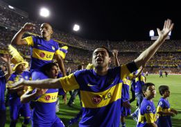 El alcalde de Tigre moviliza a la ciudad para fichar a Riquelme El alcalde de Tigre moviliza a la ciudad para fichar a Riquelme