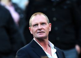 Paul Gascoigne ingresará en una clínica de rehabilitación Paul Gascoigne ingresará en una clínica de rehabilitación