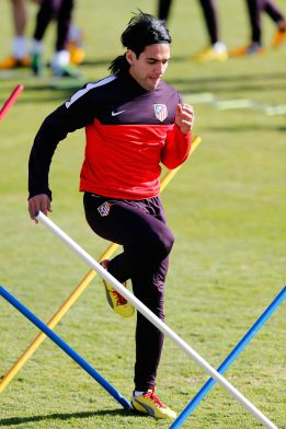 El Atlético volvió al trabajo sin Mario, convocado con España El Atlético volvió al trabajo sin Mario, convocado con España
