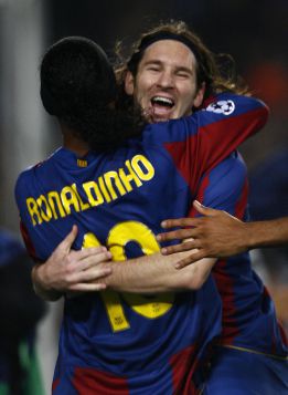 "Me arrepiento de no haber jugado más años junto a Messi" "Me arrepiento de no haber jugado más años junto a Messi"