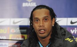 Ronaldinho: "Todavía conservo mi estilo, juego igual que antes" Ronaldinho: "Todavía conservo mi estilo, juego igual que antes"