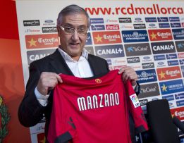 Manzano fue presentado con el Mallorca: "Conozco el reto" Manzano fue presentado con el Mallorca: "Conozco el reto"