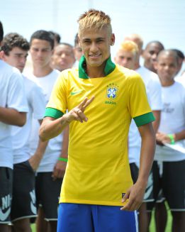 El Chelsea luchará para que Neymar no juegue en el Barça El Chelsea luchará para que Neymar no juegue en el Barça