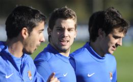 Iñigo Martínez renovará hasta 2017 con la Real Sociedad Iñigo Martínez renovará hasta 2017 con la Real Sociedad