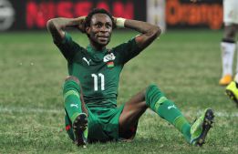Pitroipa podrá jugar la final con Burkina tras anularse su sanción Pitroipa podrá jugar la final con Burkina tras anularse su sanción