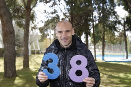 Movilla: "No soy ni un ejemplo ni un abuelo Cebolleta" Movilla: "No soy ni un ejemplo ni un abuelo Cebolleta"