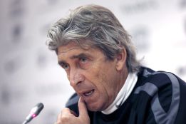 Pellegrini: "El Levante siempre se hace fuerte en su casa" Pellegrini: "El Levante siempre se hace fuerte en su casa"