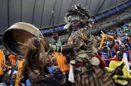 África busca campeón y España a su futuro rival en la Confecup África busca campeón y España a su futuro rival en la Confecup