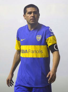 Riquelme regresa siete meses después: "Estoy feliz, es mi casa" Riquelme regresa siete meses después: "Estoy feliz, es mi casa"