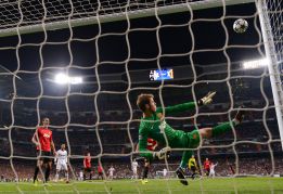 De Gea: "Los dos equipos hemos podido llevarnos la victoria" De Gea: "Los dos equipos hemos podido llevarnos la victoria"