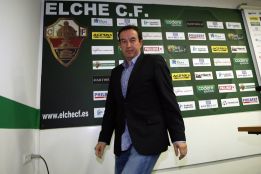 Anguix: "El club está ahora en liquidación y Sepulcre debe irse" Anguix: "El club está ahora en liquidación y Sepulcre debe irse"