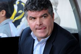 Onésimo suspende el entreno por falta de compromiso Onésimo suspende el entreno por falta de compromiso