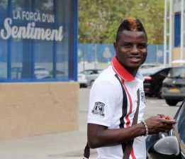 Wakaso, dos días de retraso y se desconoce cuándo regresará Wakaso, dos días de retraso y se desconoce cuándo regresará