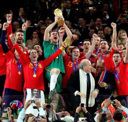 España prolonga su liderato según el ranking de la FIFA España prolonga su liderato según el ranking de la FIFA